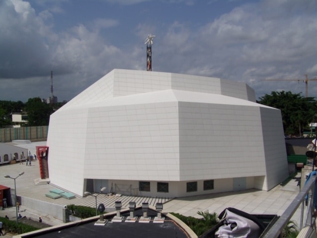 2009 - Palais des Congrès - Abidjan Côte d'Ivoire 9000m² - 1ère façade - Architecte Fakhoury (1)